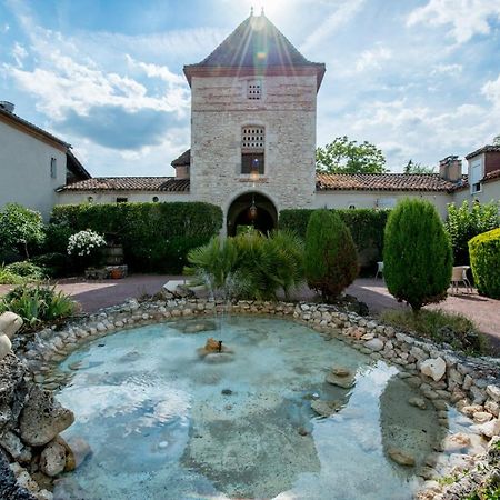 Logis Hotel Le Prince Noir Sérignac-sur-Garonne Exterior foto